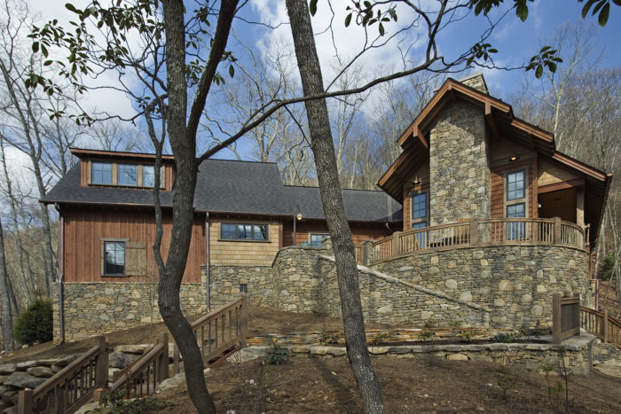 Exterior, horizontal, west elevation, Ossman residence, Sylva, North Carolina, M. Shawn Leatherwood & Associates